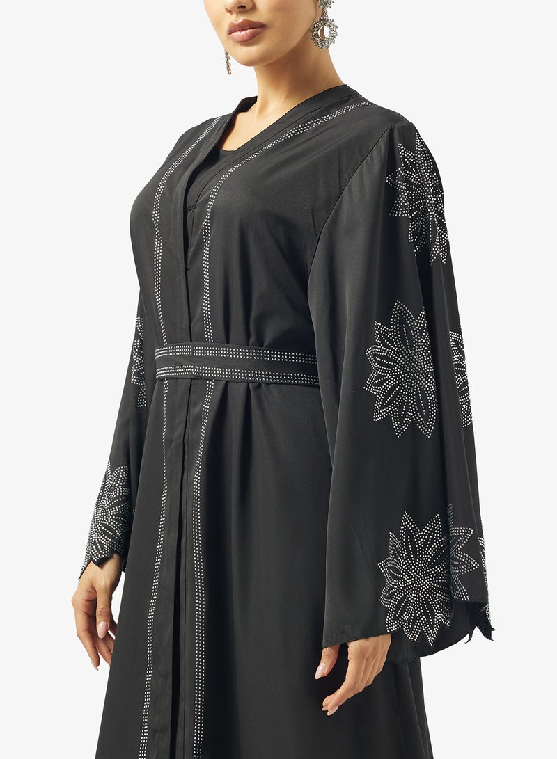 خزانة عباية مطرزة مع الشيلة - Image 3